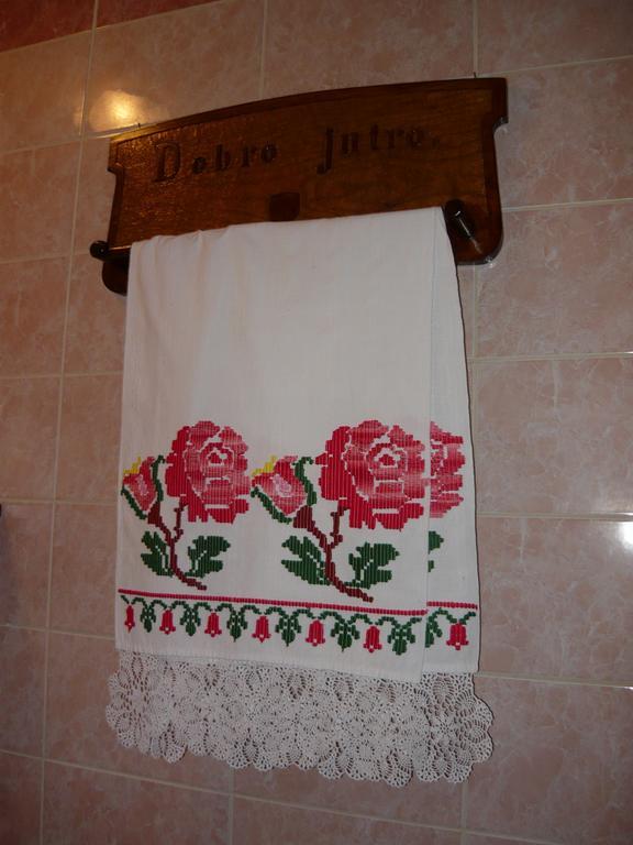 Pavlovci Country House Tunjina Kuca Stara Kapelaゲストハウス エクステリア 写真