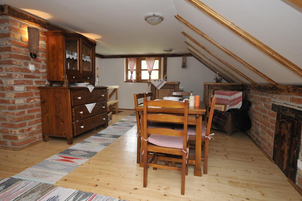 Pavlovci Country House Tunjina Kuca Stara Kapelaゲストハウス エクステリア 写真